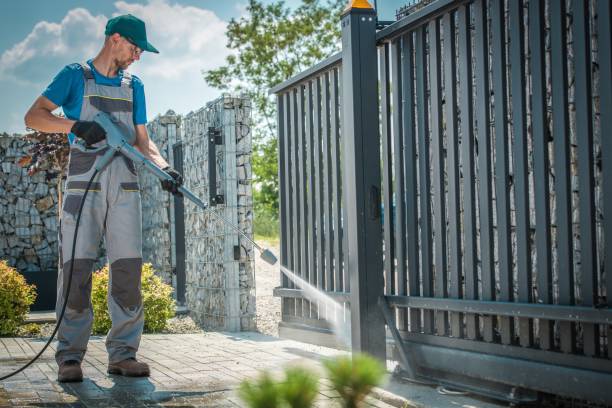 Professional Pressure Washing Services in Earlimart, CA
