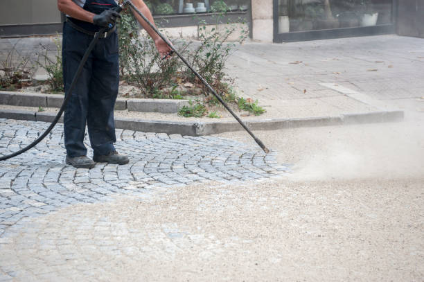 Best House Exterior Washing  in Earlimart, CA